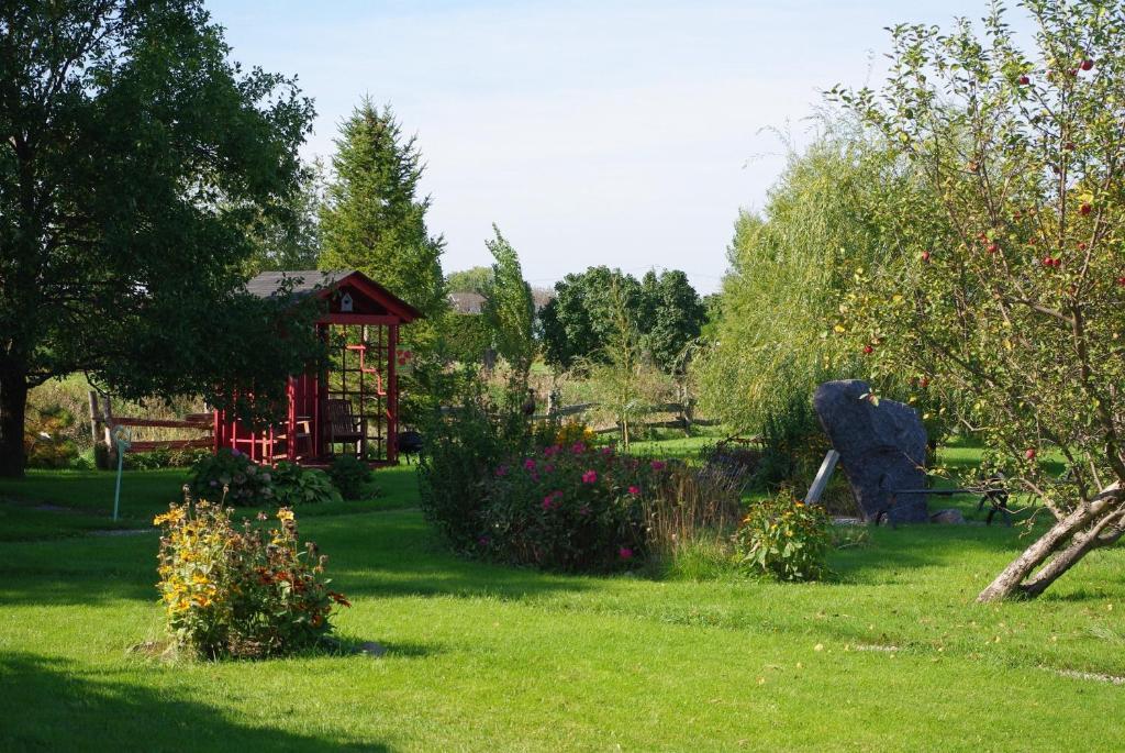 Atelier Galerie Anne Drouin Peinture & Pension Sainte-Julie Exterior foto